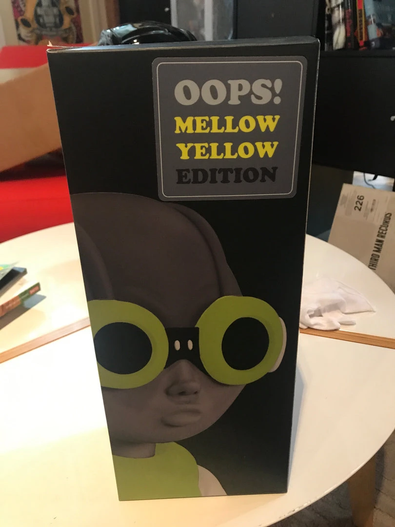 Sculptures/Toys Fly Boy Action Figure - 2017 Hebru Brantley Mellow Yellow Ed Flyboy C2E2 Exclusi 5 Sculptures/Toys Fly Boy Action Figure - 2017 Hebru Brantley Mellow Yellow Ed Flyboy C2E2 Exclusi